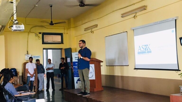 SeminarCarrier1-768x1024