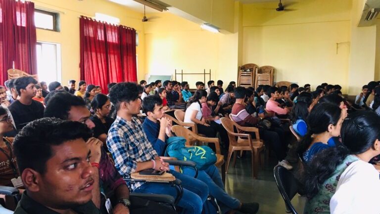 SeminarCarrier2-768x576